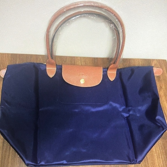 LONDONJEAN Navy and Tan Tote Bag - Picture 1 of 3